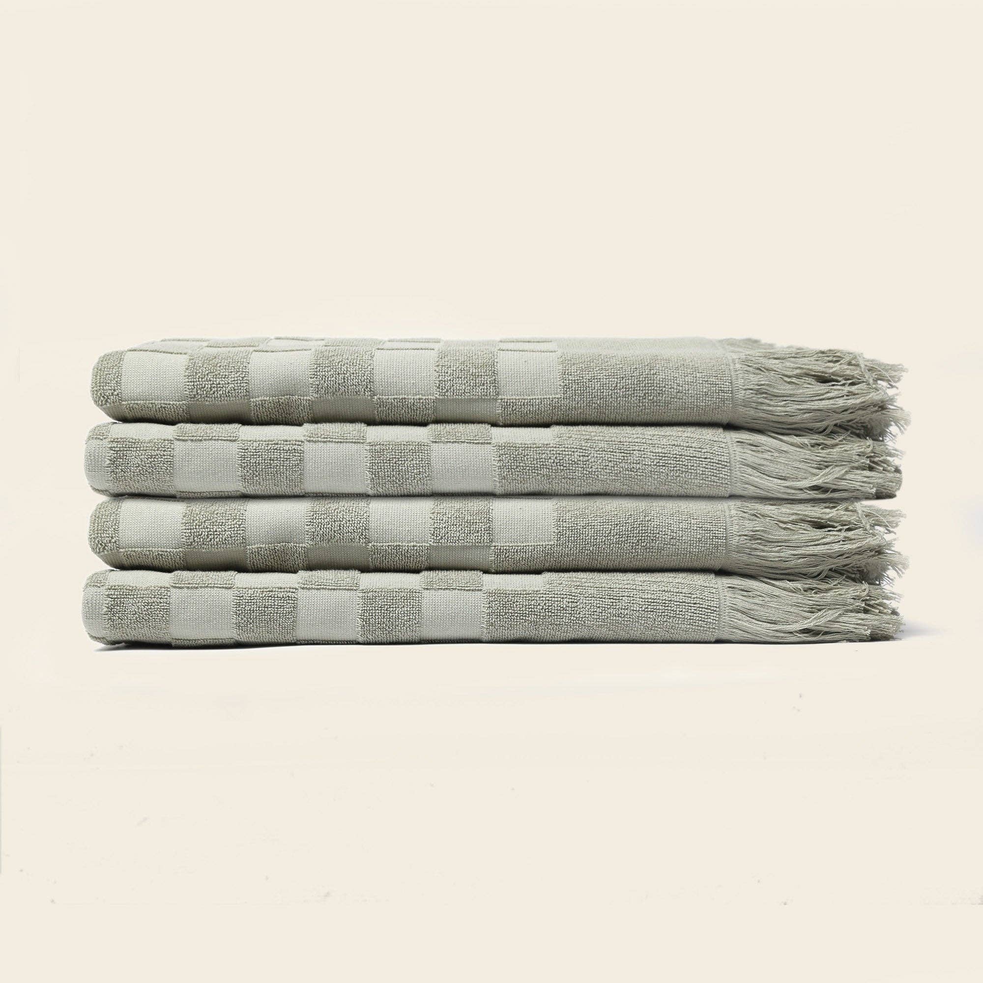 Organic Checkered Bath Towel