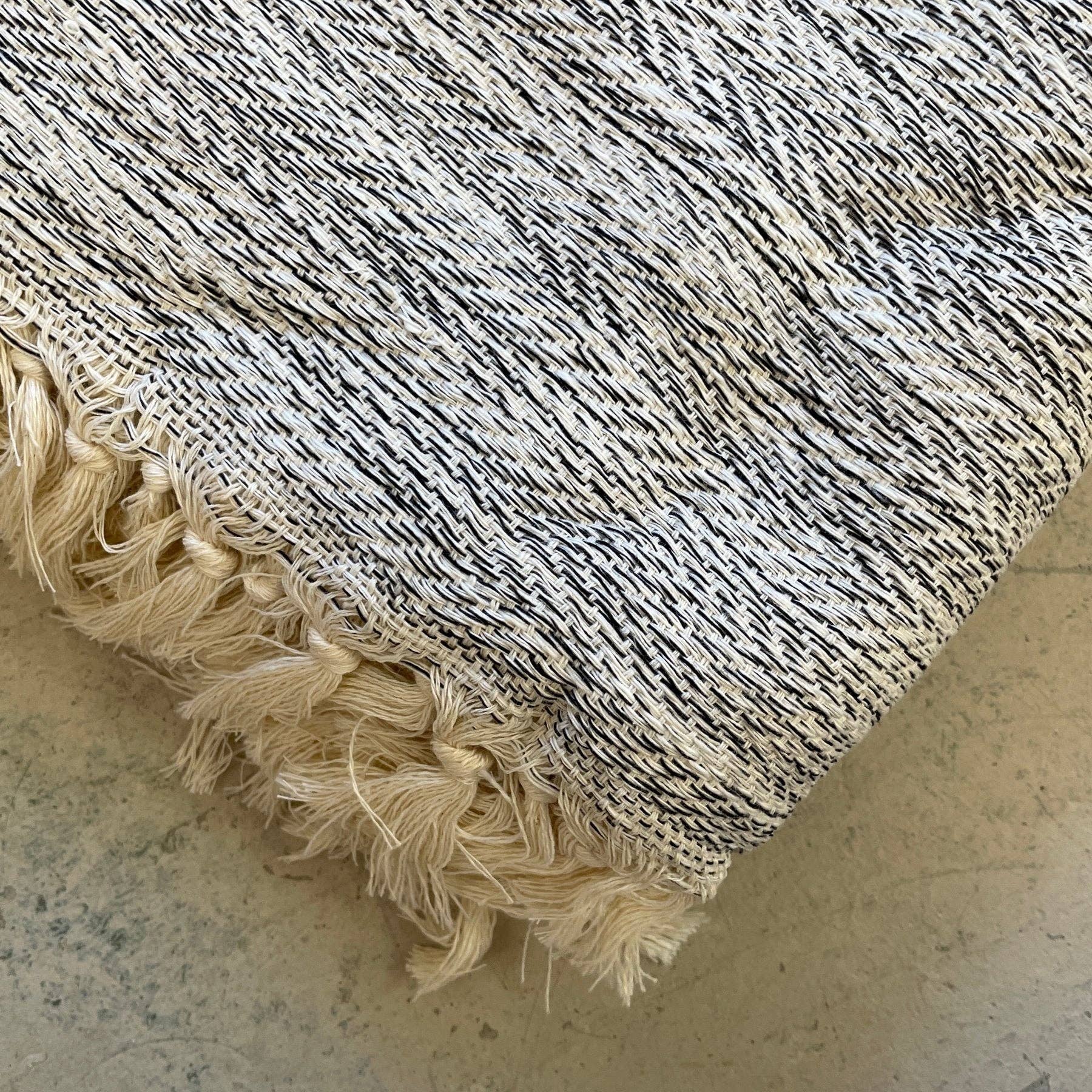 Naz | 100% Turkish Cotton XL Throw Blanket
