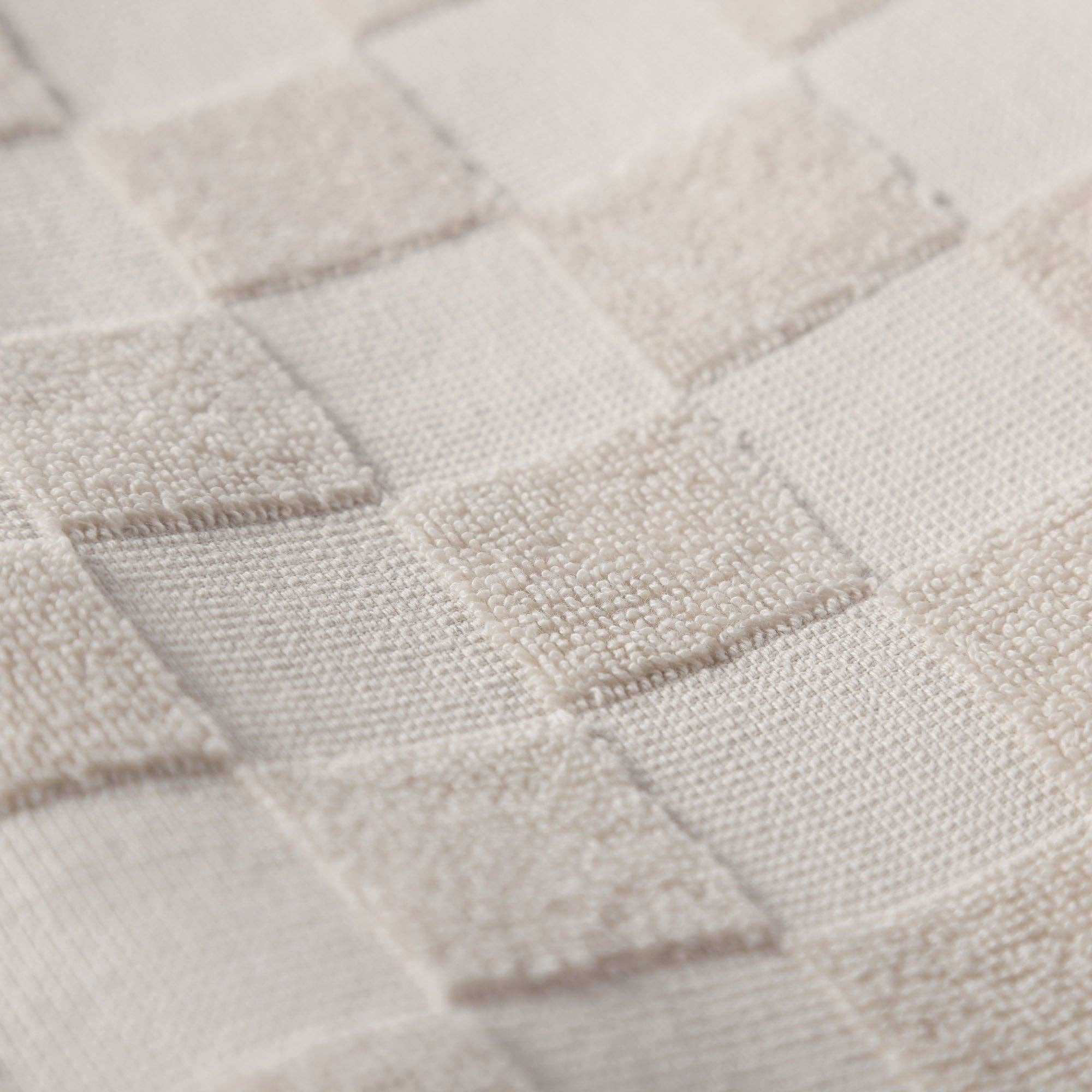 Organic Checkered Hand Towel