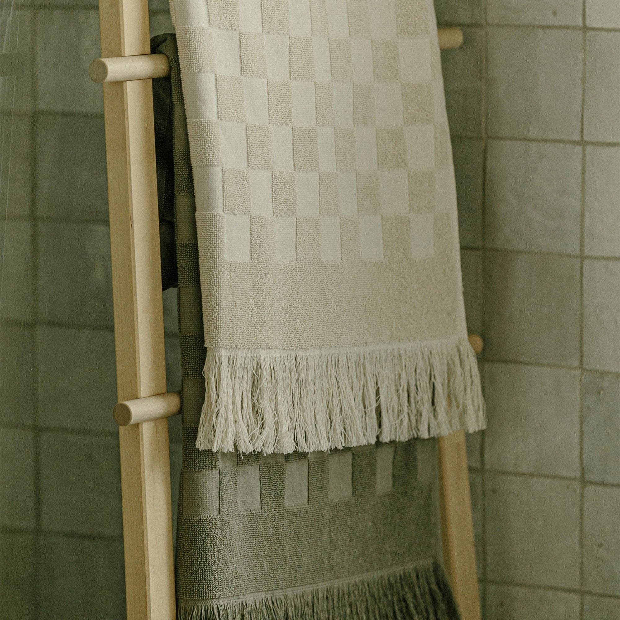 Organic Checkered Bath Towel